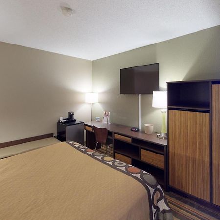 Super 8 By Wyndham Glencoe Otel Dış mekan fotoğraf