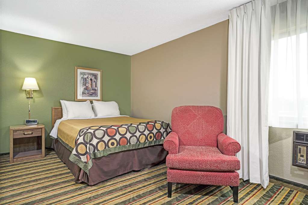 Super 8 By Wyndham Glencoe Otel Oda fotoğraf