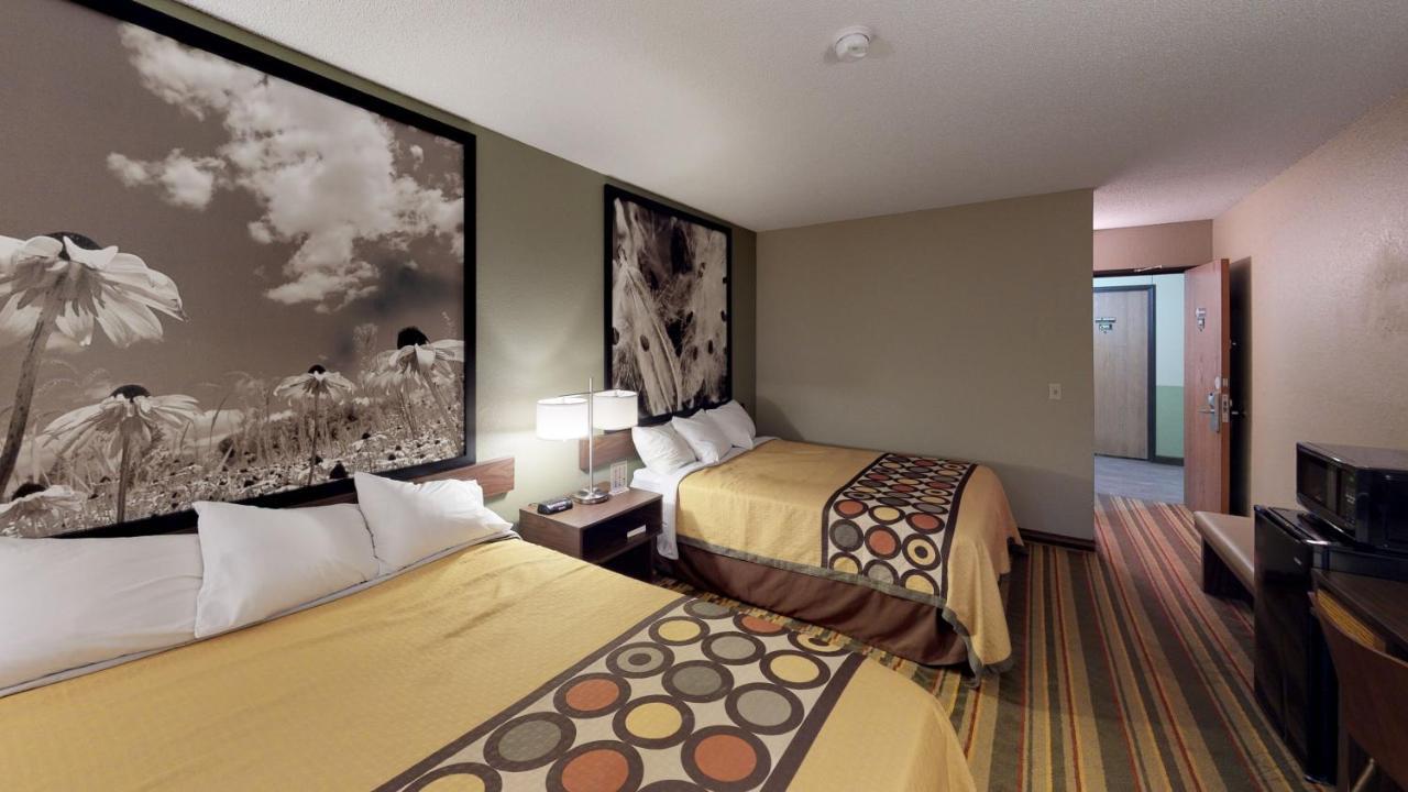 Super 8 By Wyndham Glencoe Otel Dış mekan fotoğraf